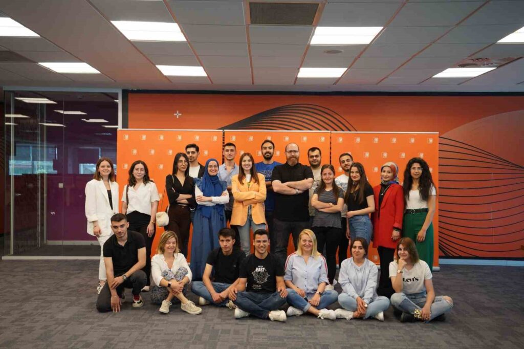 gelisim programi ile kahramanmarasta genclere dijital yetkinlikler kazandiriliyor 9b315fc