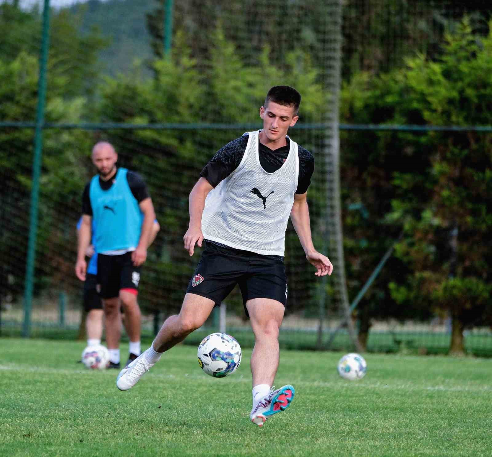 HATAYSPOR, YENİ SEZON HAZIRLIKLARINI İSTANBUL RİVA HASAN DOĞAN MİLLİ TAKIMLAR