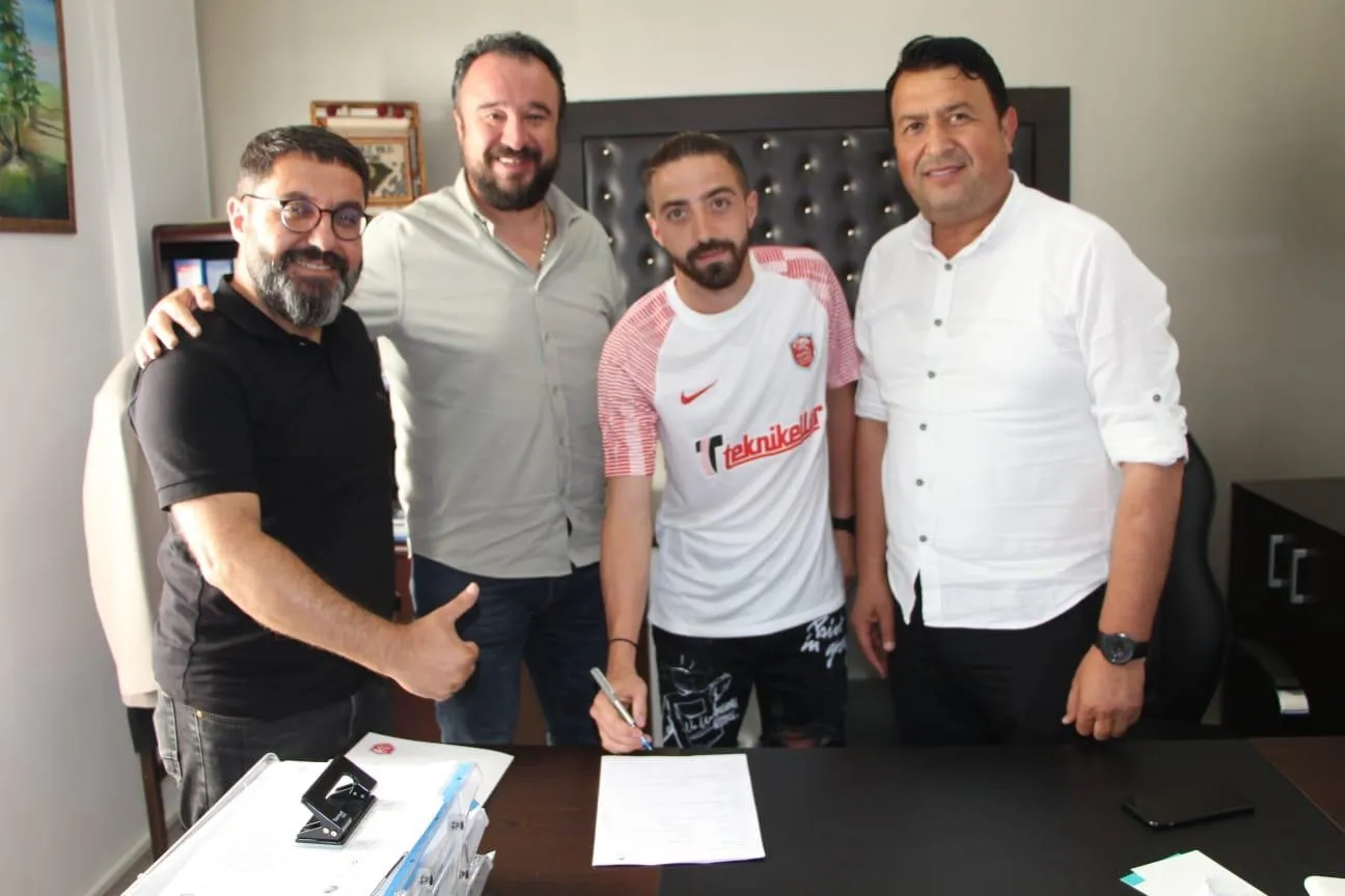 TÜRKİYE 3.LİG'İN SON FİNALİSTİ KEPEZSPOR, YENİ SEZON ÖNCESİ TRANSFERDE ATAĞA