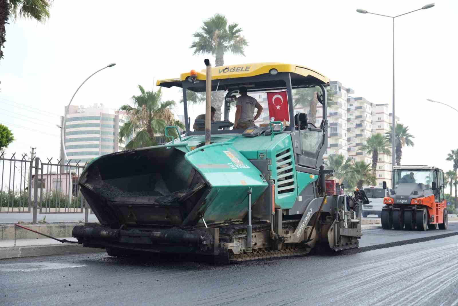 MERSİN'İN TARSUS İLÇE BELEDİYESİ FEN İŞLERİ MÜDÜRLÜĞÜ EKİPLERİ, İLÇE GENELİNDE
