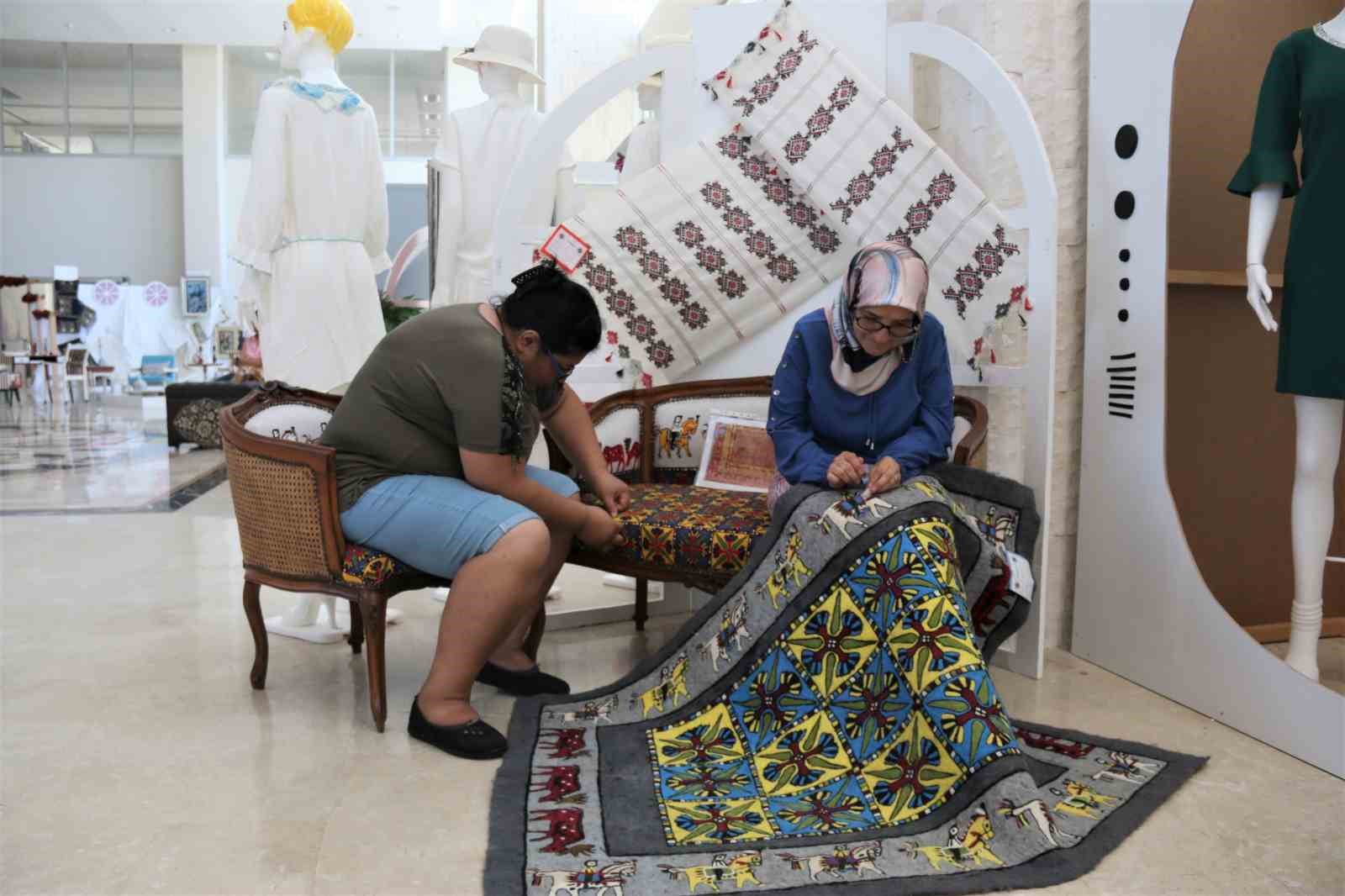 ANTALYA’DA ARKEOLOĞLARA GÖRE M.Ö 3-5 YÜZYILA AİT OLDUĞU DÜŞÜNÜLEN TÜRKLERE