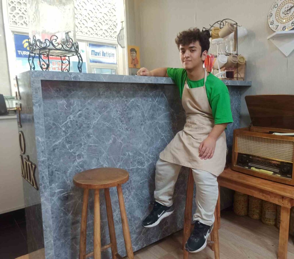 135 boyundaki halim boyundan buyuk isler yapiyor ac23b95