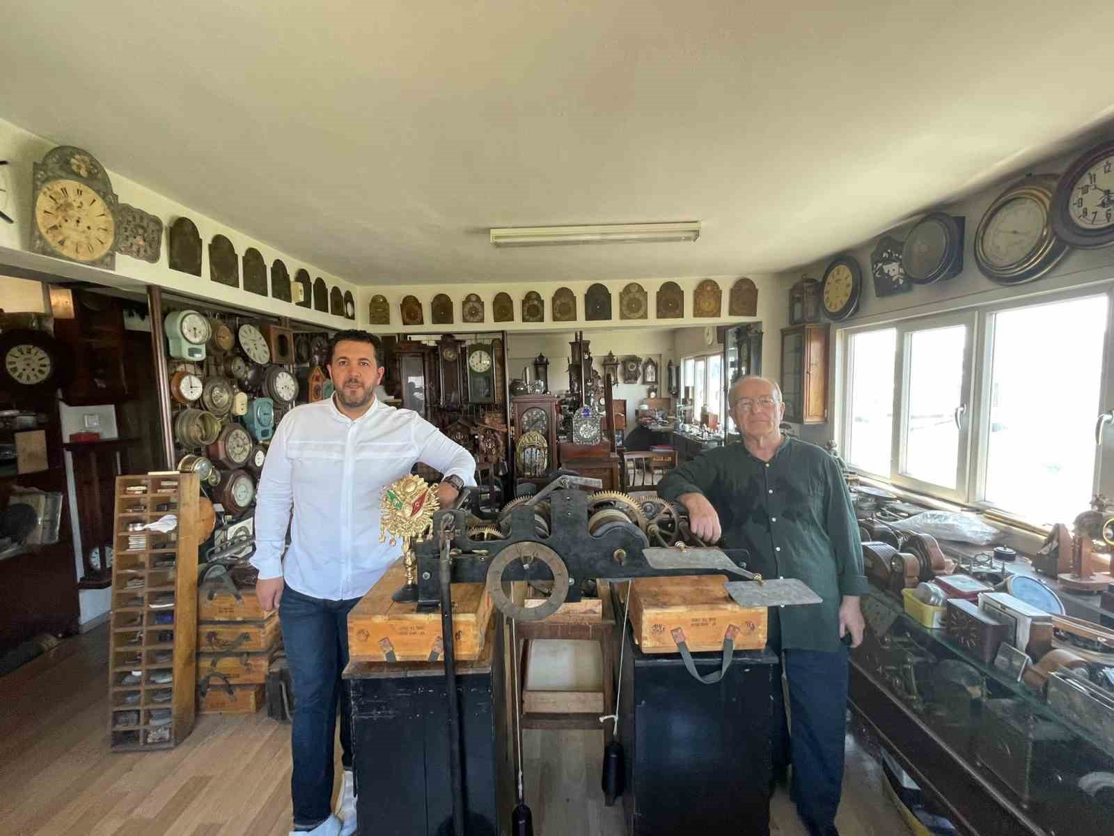 ANTALYA'NIN TARİHİ SAAT KULESİ'NİN KAYBOLAN ORİJİNAL SAATİNİN YERİNE İKİZİ TAKILACAK