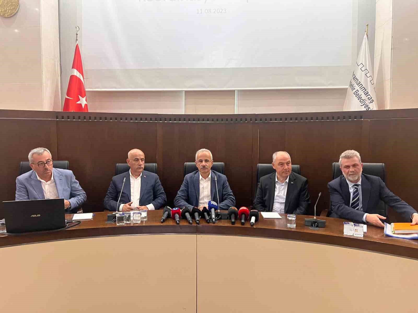 ULAŞTIRMA VE ALTYAPI BAKANI ABDULKADİR URALOĞLU, “KAHRAMANMARAŞ’TA DEPREMDEN 79 KİLOMETRELİK