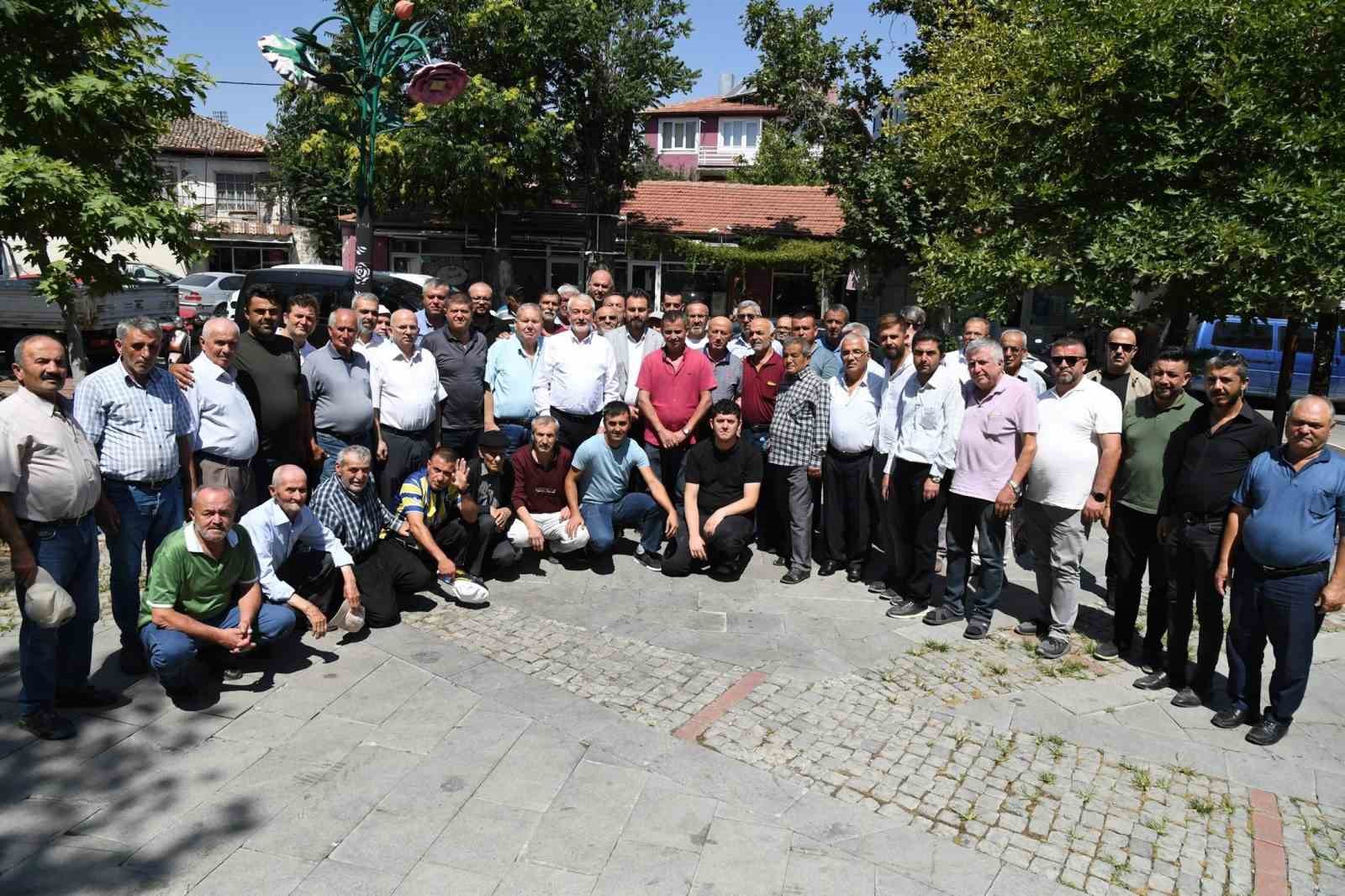 ISPARTA BELEDİYE BAŞKANI ŞÜKRÜ BAŞDEĞİRMEN, ESNAF BULUŞMALARINA KARAAĞAÇ MAHALLESİ’NDE DEVAM