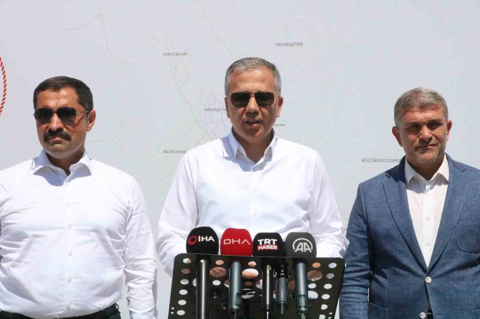 İÇİŞLERİ BAKANI ALİ YERLİKAYA