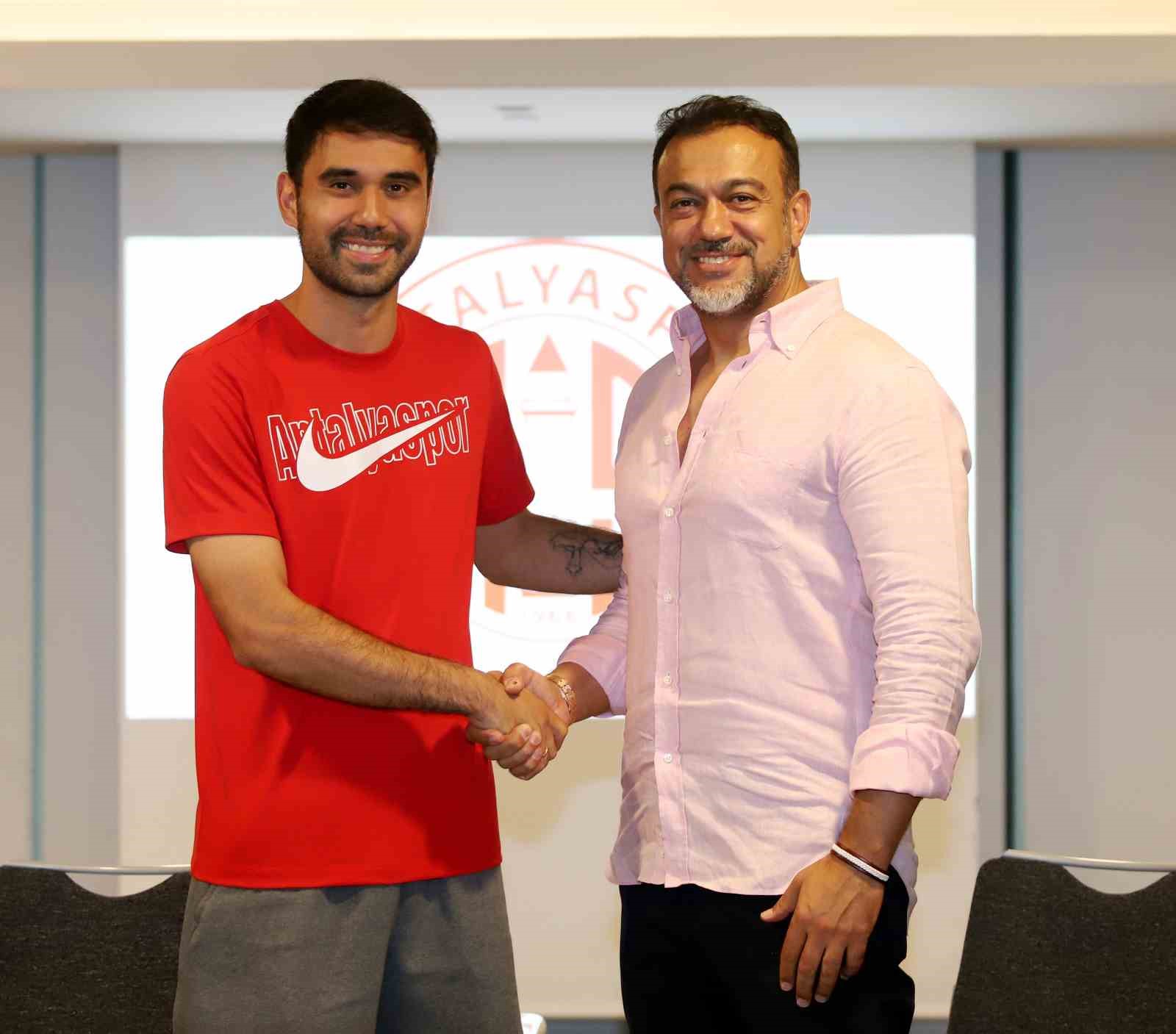 ANTALYASPOR, ALMANYA EKİPLERİNDEN BOCHUM'DAN GERRİT HOLTMANN'I SEZON SONUNA KADAR KİRALADI.