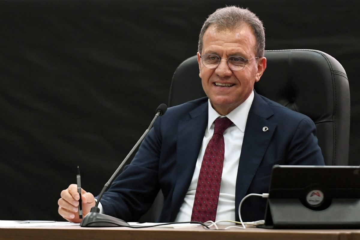 MERSİN BÜYÜKŞEHİR BELEDİYE BAŞKANI VAHAP SEÇER, 'MERSİN METROSU' PROJESİ İÇİN