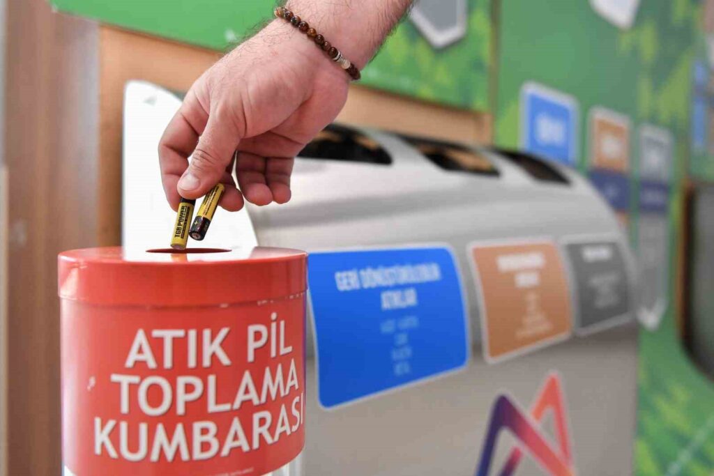 mersinde tonlarca atik dogaya degil geri donusume giti 38f8dc0