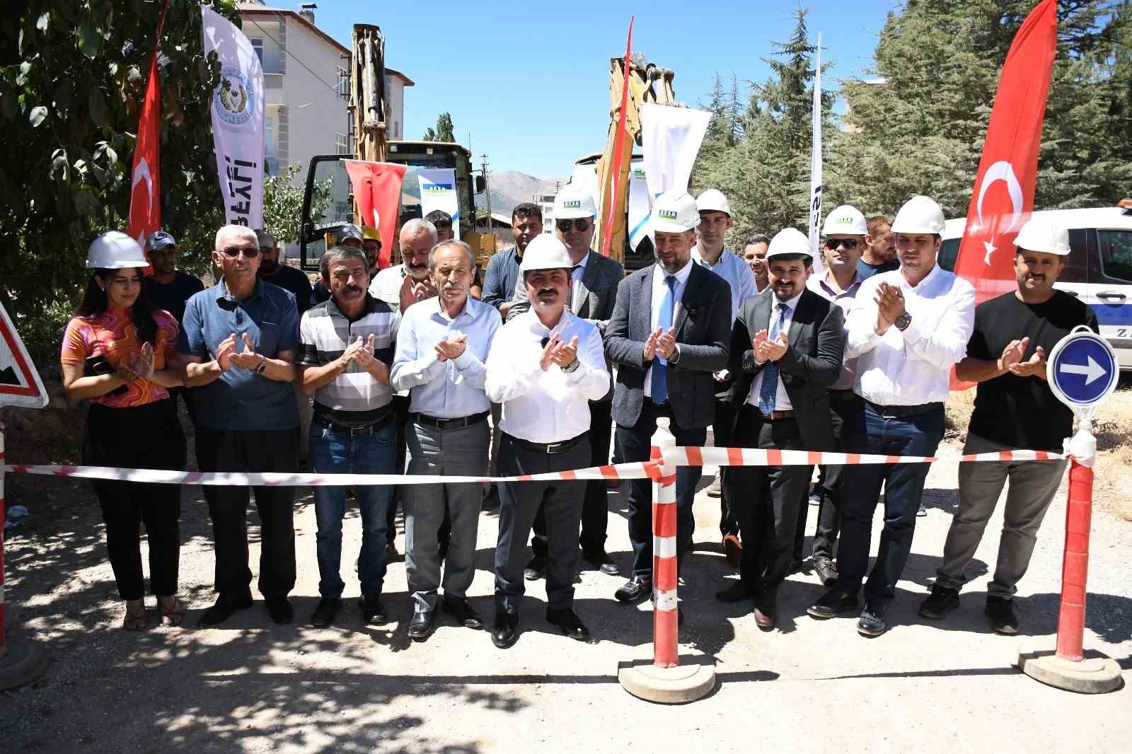 ADANA’NIN TUFANBEYLİ İLÇESİ İLK KEZ DOĞALGAZA KAVUŞUYOR. İLÇEDE MOBİL SİSTEMLİ