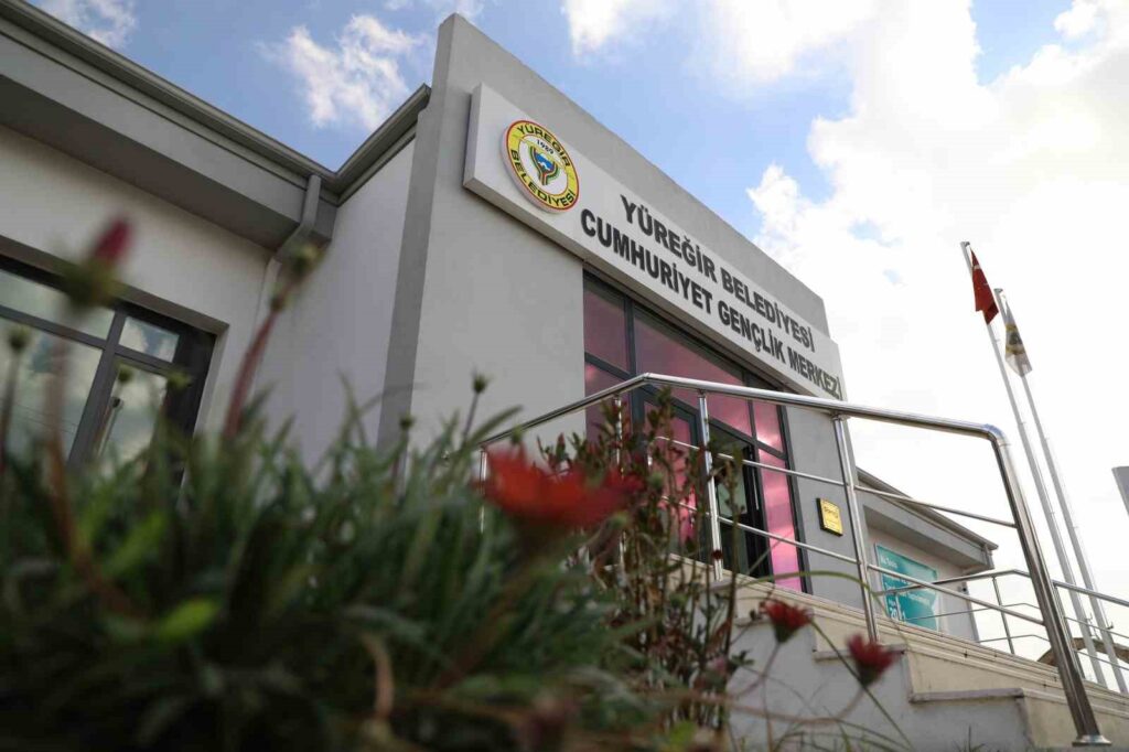 yuregir belediyesi genclik merkezleri ilgi odagi oldu 340d84f