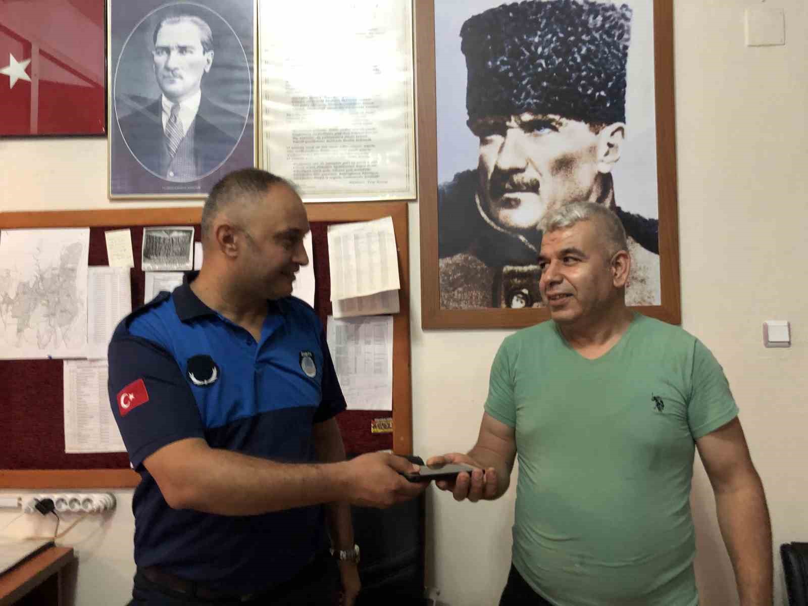 KOZAN BELEDİYESİ ZABITA MÜDÜRLÜĞÜ, HALİL İBRAHİM SOMUNCU’YA AİT TELEFONU BULUP