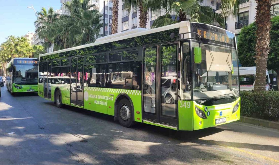 ADANA’DA 65 YAŞ ÜSTÜ VATANDAŞLAR TOPLU TAŞIMAYI HALA ÜCRETSİZ KULLANDIKLARINI