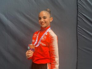 RİTMİK CİMNASTİK BALKAN ŞAMPİYONASI'NDA ANTALYALI MİLLİ SPORCU SELEN CAMCI ALTIN
