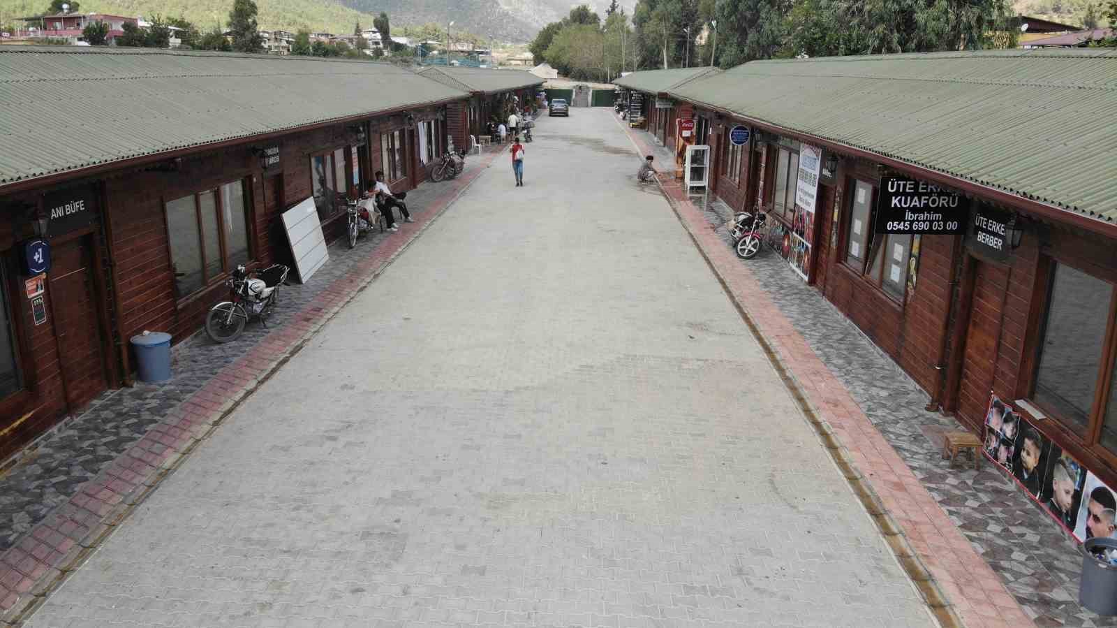 HATAY’IN HASSA İLÇESİNDE ASRIN FELAKETİNDE İŞ YERİNİ KAYBEDEN 46 ESNAF,