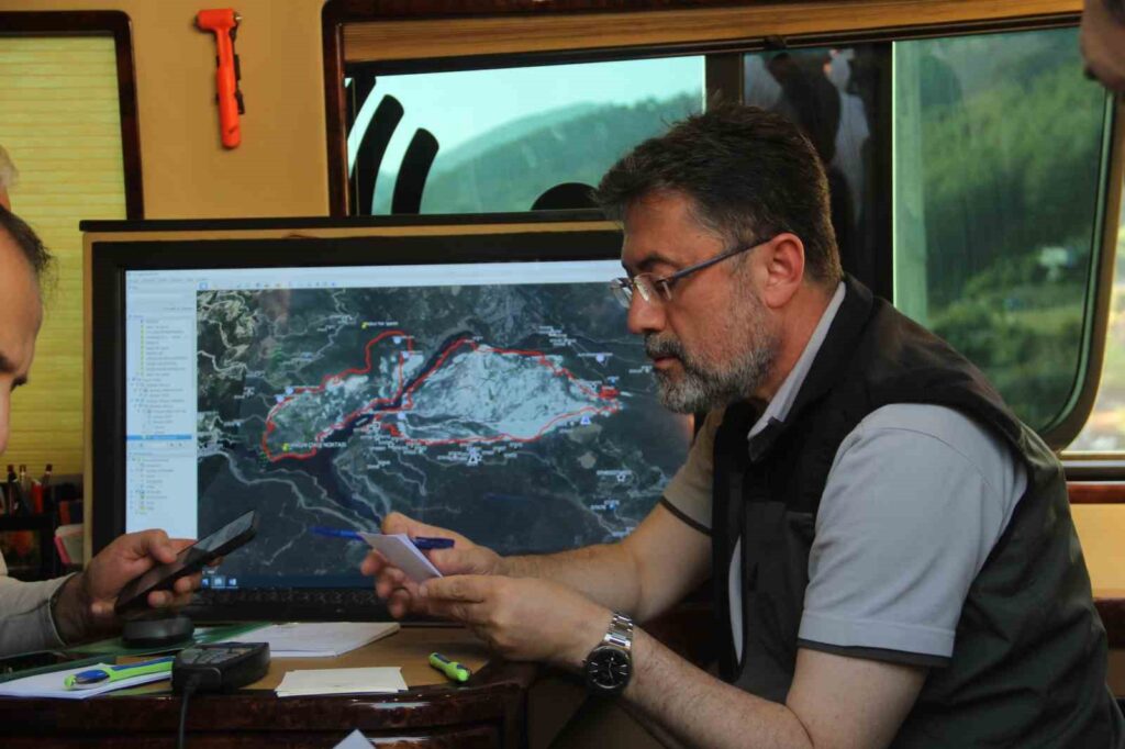 Bakan Yumaklı: "Alanya yangınının enerjisi düşürüldü"