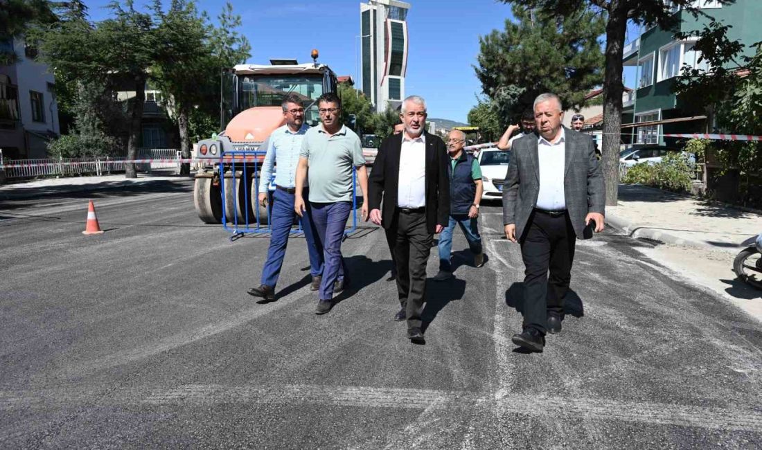 BAŞKAN BAŞDEĞİRMEN, ASFALT ÇALIŞMASINI YERİNDE İNCELEDİ