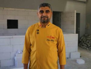 ADANA’DA FAALİYET GÖSTEREN BİR DÖNERCİ, YEMEK SEKTÖRÜNDE ŞUBELEŞMEYE GİDİNCE ÇALIŞTIRACAK