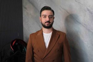 BOŞANDIĞI EŞİNDEN TEHDİTLER ALAN VE ŞİDDET GÖREN ŞARKICI ECE RONAY’IN