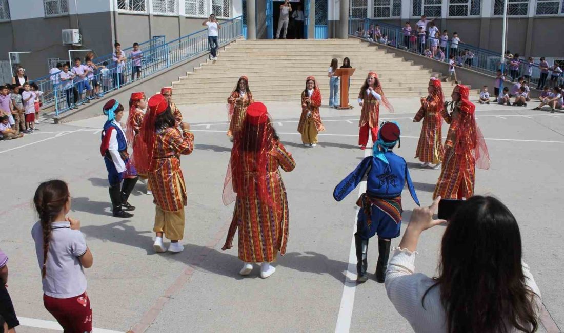 AV. KEMAL AKÇA ORTAOKULU, ERASMUS PROJESİ KAPSAMINDA İTALYA VE POLONYA