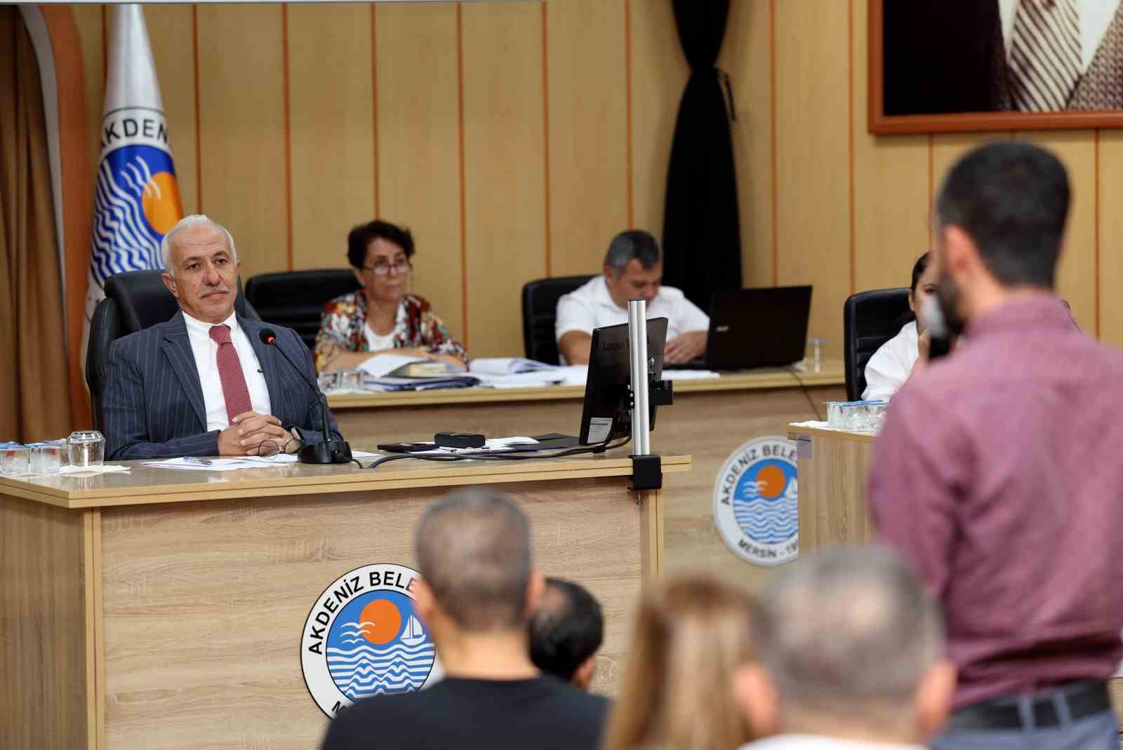 AKDENİZ BELEDİYE MECLİSİ EYLÜL AYI İLK TOPLANTISINI BELEDİYE BAŞKANI MUSTAFA
