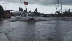 HATAY’IN KUZEY İLÇELERİNDE SABAH SAATLERİNDE BAŞLAYAN YAĞIŞLI HAVA ETKİSİNİ HİSSETTİRMEYE