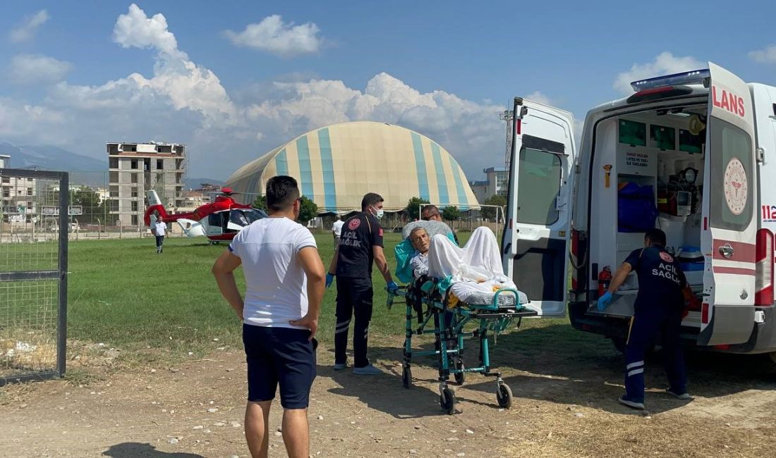 ANTALYA’NIN GAZİPAŞA İLÇESİNDE SAĞLIK DURUMU AĞIRLAŞAN YAŞLI ADAM, AMBULANS HELİKOPTER