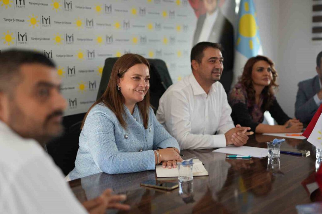 İYİ Parti 6. Bölge Koordinatörü Tüfekci’den, Antalya’da yerel seçim çalışması