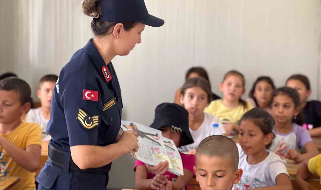 KAHRAMANMARAŞ İL JANDARMA KOMUTANLIĞI, TÜRKOĞLU’NDA KONTEYNER KENT İLKOKUL VE ORTAOKULUNDA