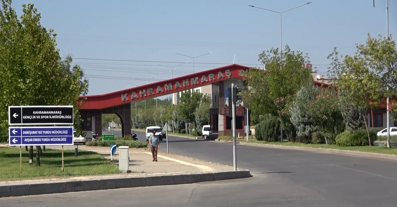 KAHRAMANMARAŞ SÜTÇÜ İMAM ÜNİVERSİTESİ ÖĞRENCİLERİ, ÜNİVERSİTENİN ALDIĞI UZAKTAN EĞİTİM KARARININ