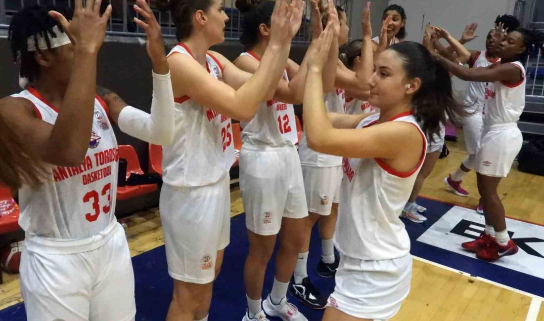 KEPEZ BELEDİYESİ SPOR KULÜBÜ KADIN BASKETBOL TAKIMI'NI ŞAMPİYON YAPTIKTAN SONRA