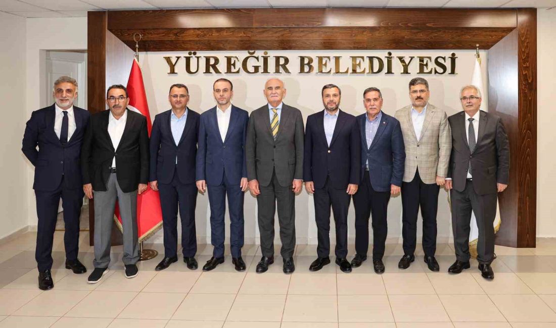 YÜREĞİR BELEDİYE BAŞKANI FATİH MEHMET KOCAİSPİR, “BAŞKANIMIZLA, İLÇEMİZDE VE ŞEHRİMİZDE