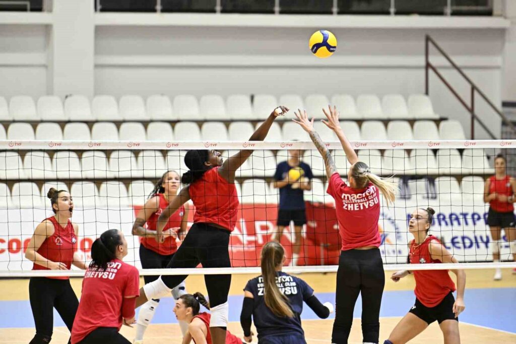 Muratpaşa’nın sultanları hazırlık maçından 4-1 galip ayrıldı