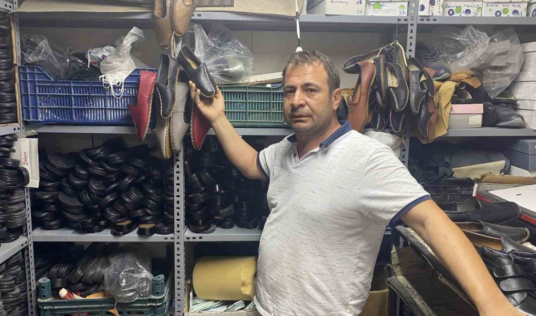 KAHRAMANMARAŞ’TA ESNAF KAMBER HORASAN, DEPREMDEN SONRA GELEN ZORLUKLAR NEDENİYLE İŞİ