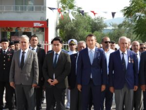 HATAY’IN SAMANDAĞ İLÇESİNDE 19 EYLÜL GAZİLER GÜNÜ DOLAYISIYLA TÖREN DÜZENLENDİ.