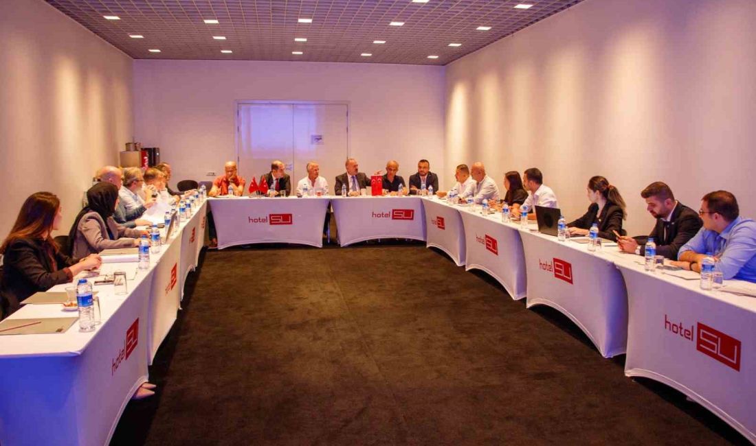 HER AY DÜZENLİ OLARAK GERÇEKLEŞTİRİLEN TÜRKİYE YAŞ SEBZE MEYVE SEKTÖR