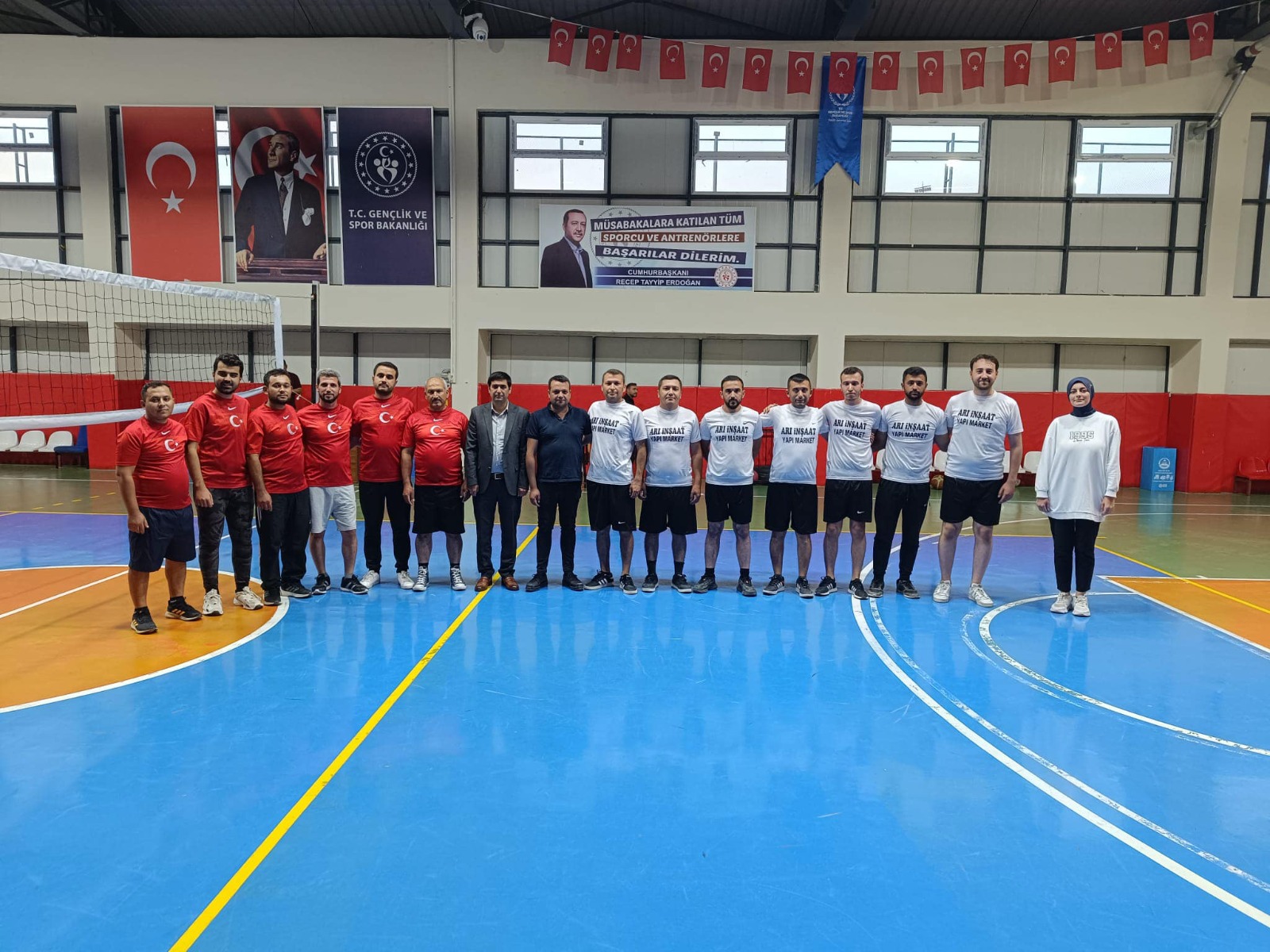 Andırın’da Öğretmenler Günü anısına voleybol turnuvası