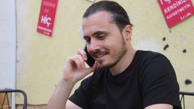 Sivas’ta bir sağlık çalışanı kurnazlığı ve ikna kabiliyetiyle, telefonla kendisini