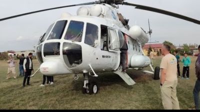 Kahramanmaraş'ın Andırın İlçesinde Orman sahalarını incelemeye gelen helikopter ilgi odağı