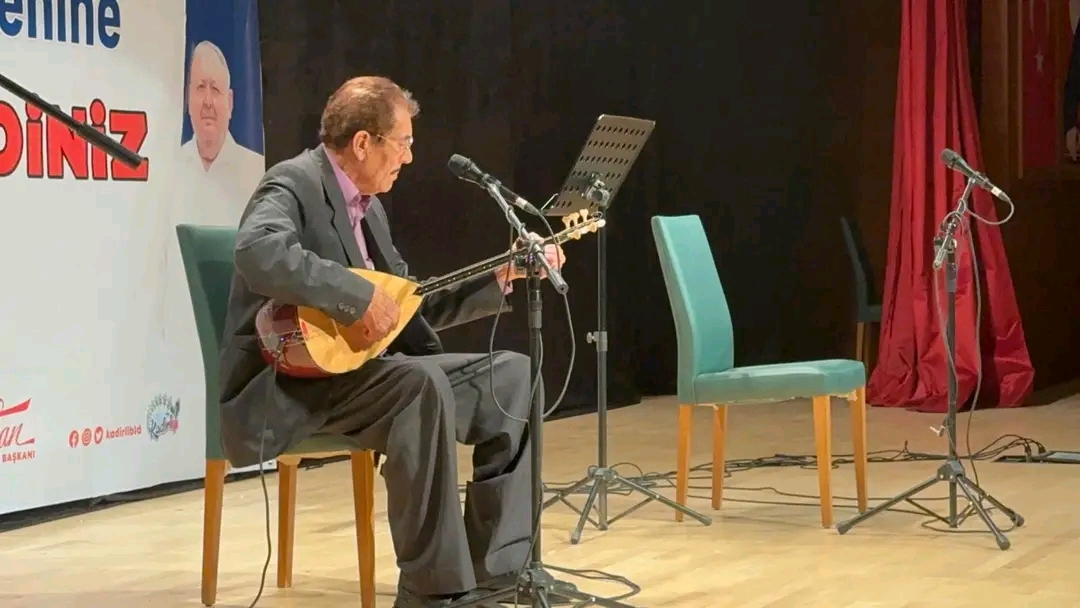 ozanların seslendirdiği eserler ilgiyle dinlendi. Kadirli Belediyesi tarafından ger yıl