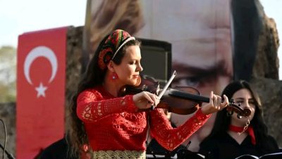 Osmaniye Kültür ve Turizm Müdürlüğünce Kastabala antik kentindeki amfitiyatroda düzenlenen