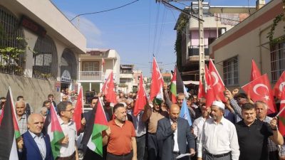 Kadirli Sivil toplum Kuruluşları Cuma namazından sonra Mirac camiinde kalabalık