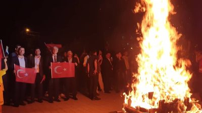 Kadirli Belediyesi tarafından Cumhuriyetimizin 100.yılı dolayısıyla Cumhuriyet Yürüyüşü düzenlendi.
