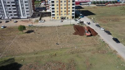 Belediye Başkanı Mehmet Gürbüz, projeyi değerlendirirken, "Felaketin yarattığı acıları hafifletirken,