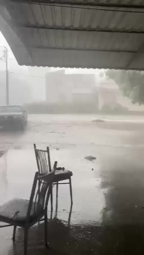 adanada firtina catilari ucurdu 22aa198