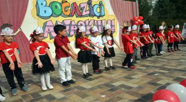Anaokulu öğrencileri Cumhuriyet’in 100’üncü yılını kutladı
