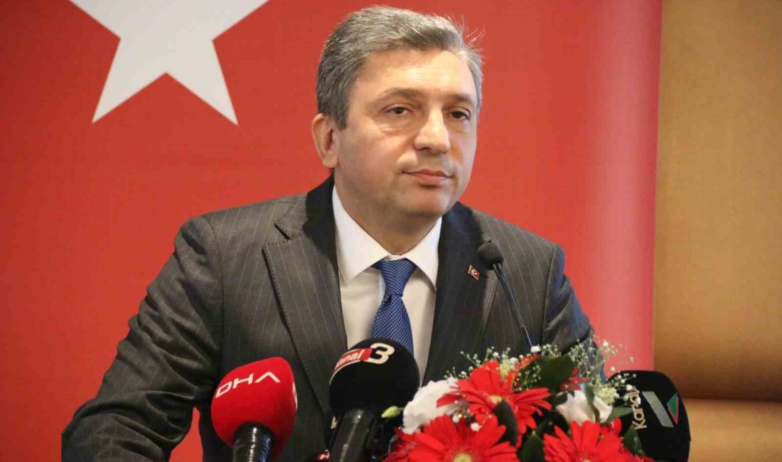 CUMHURİYETİN 100’UNCU YILININ ANTALYA’DA COŞKUYLA KUTLANACAĞINI BELİRTEN VALİ HULUSİ ŞAHİN,