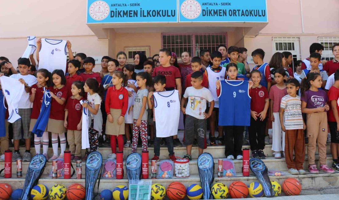 ANTALYA’DA BÜYÜKŞEHİR BELEDİYESİ, MERKEZE UZAK OKULLARIN SPOR ALT YAPISINI GÜÇLENDİRMEK