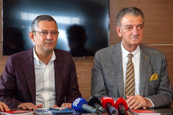 CHP'li Özel: Atatürkçülerin 'CHP'yi bu kadrolar yönetmeli' dediği kadrolar ile siyaset yapacağız