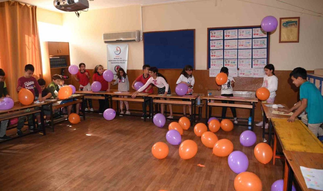11 Ekim Dünya Kız Çocukları Günü'nde, Konyaaltı Belediyesi, Çakırlar İlkokulu'nda